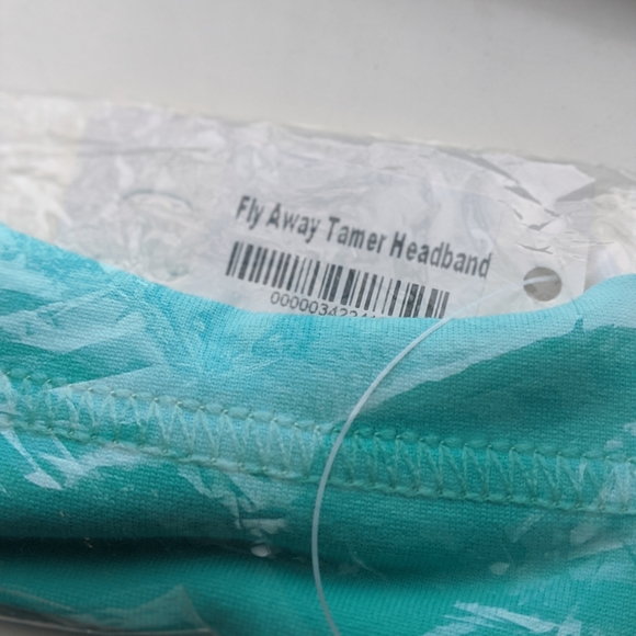 New- Fly Away Tamer Headband - Picture 3 of 3
